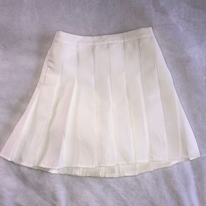 Kid’s white Tennis Skirt Size L